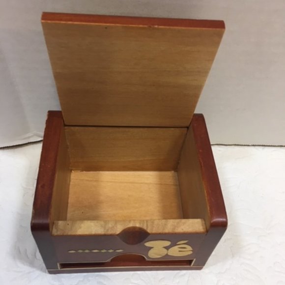 Wooden Box Paper Holder Dispenser Ecuador Country Scene Tabletop 3.75x2.75x2.5" - Picture 6 of 11